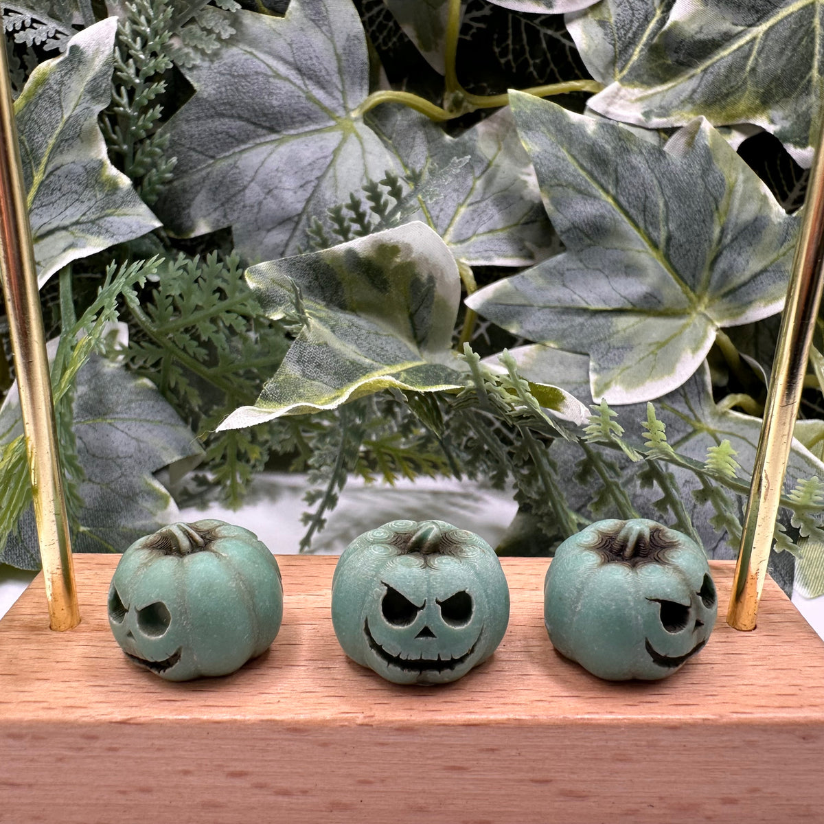 Mini green pumpkin Halloween decoration — Rebel Aura handmade jewellery