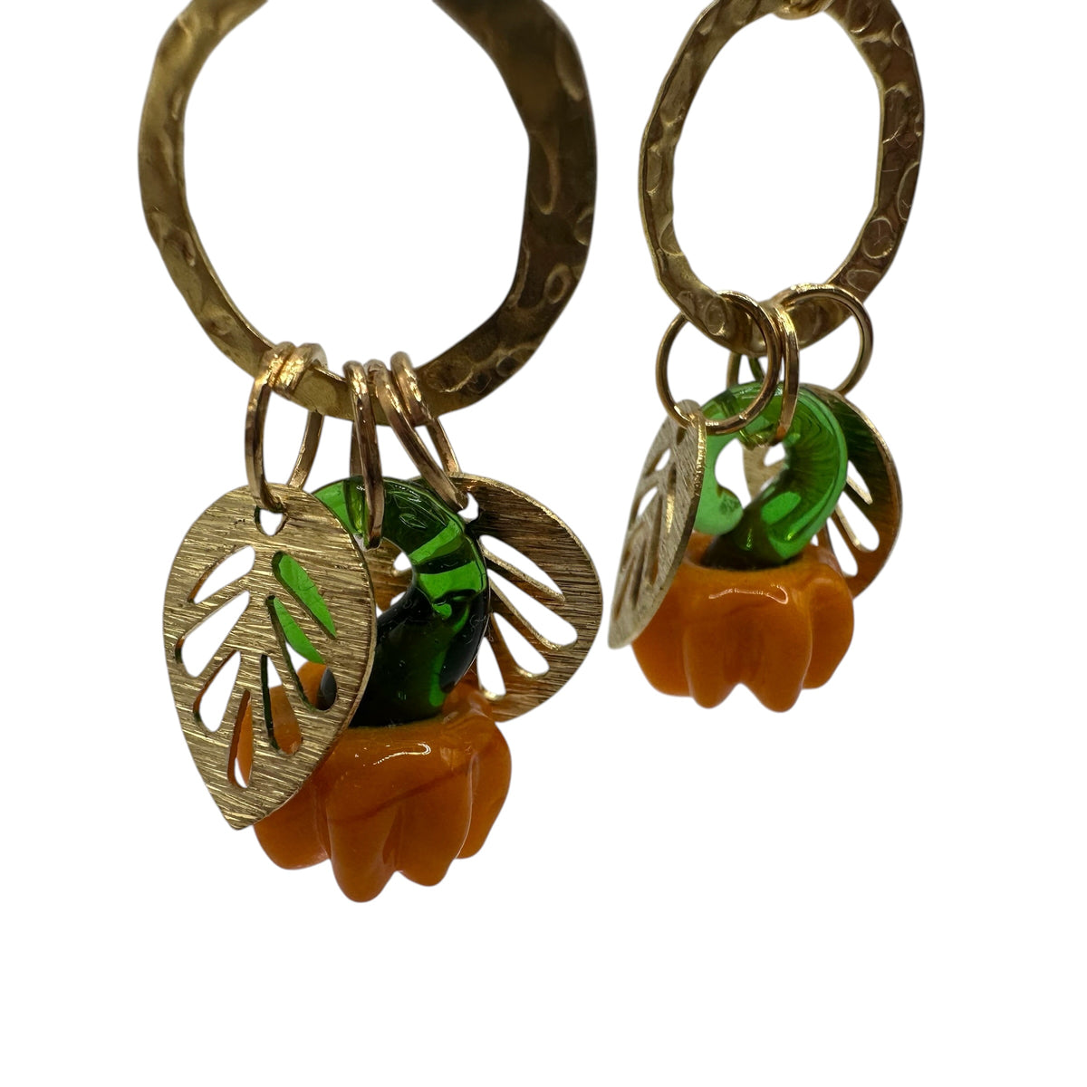 Pumpkin Patch Earrings – champagne gold-tone ring with carved glass pumpkin charm earrings