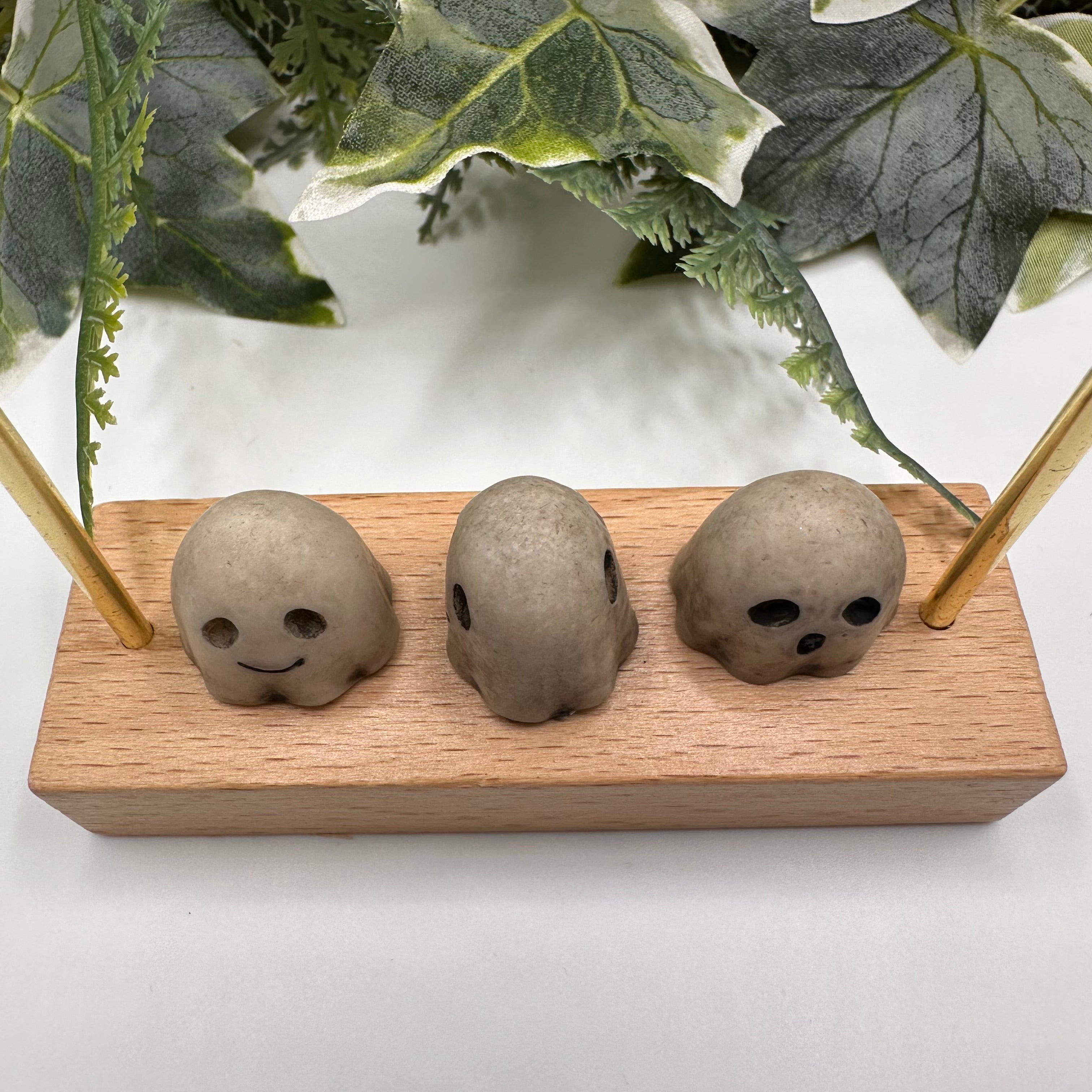 Mini Ghost Decoration