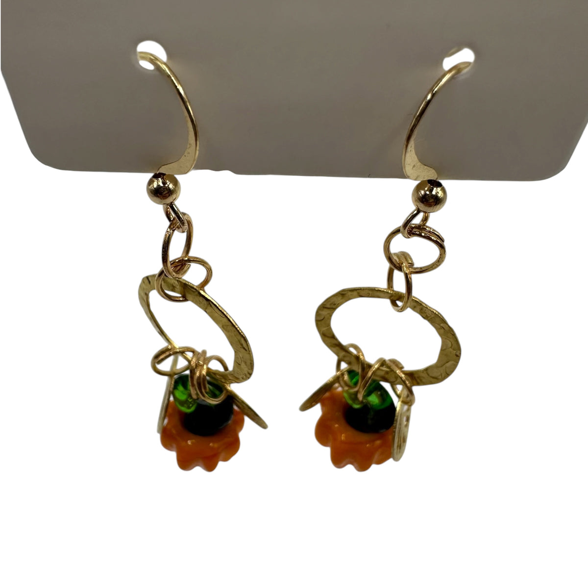 Pumpkin Patch Earrings – champagne gold-tone ring with carved glass pumpkin charm earrings